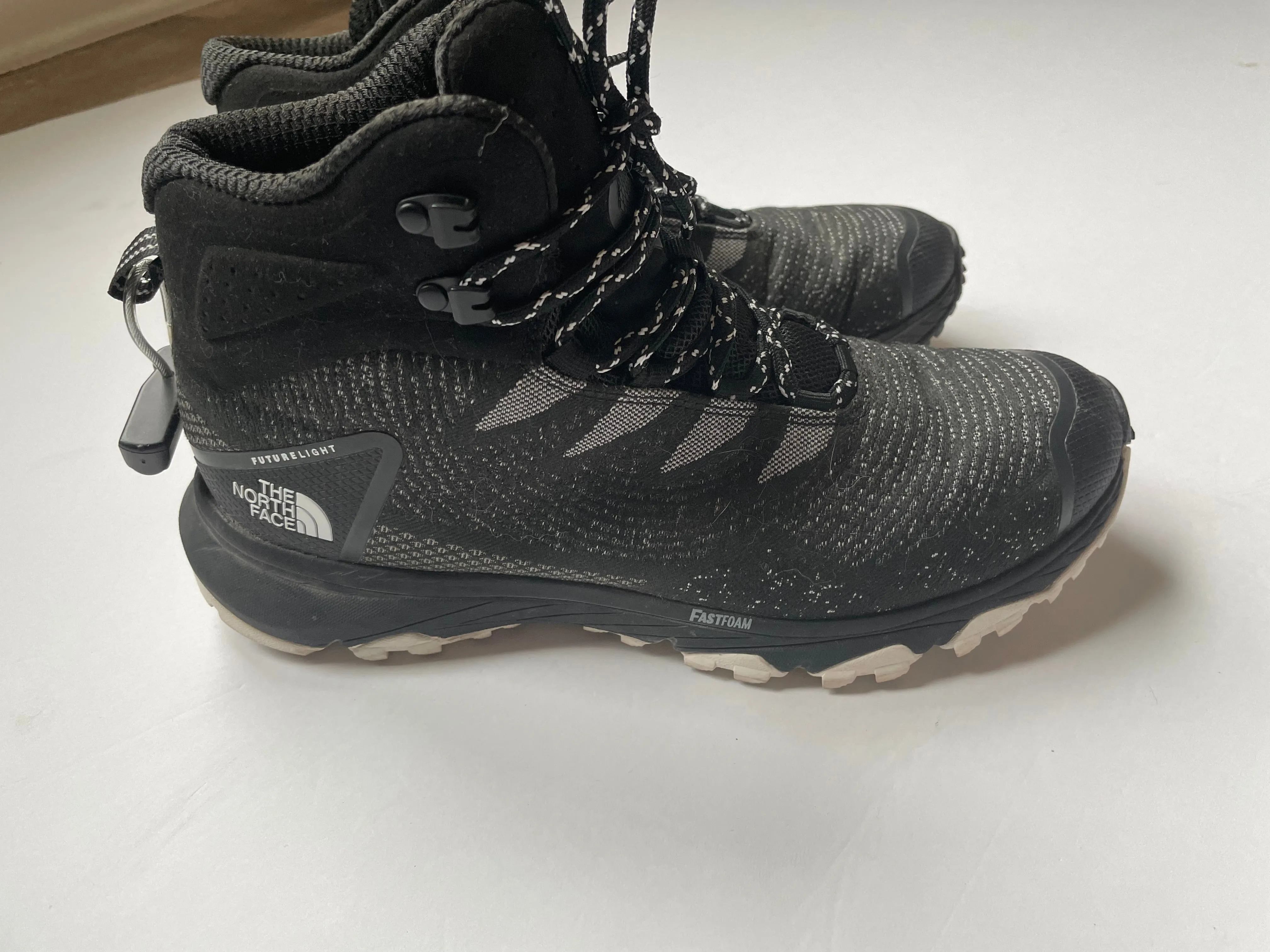 Black Shoes Hiking The North Face, Size 9.5