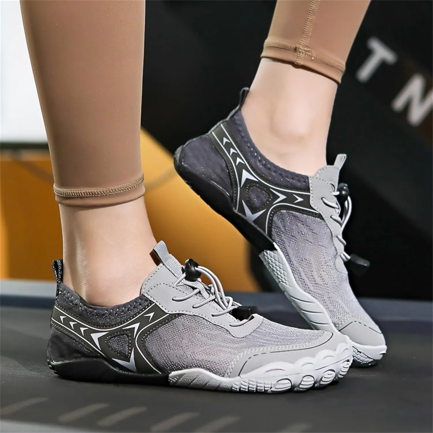 Hike Barefoot Shoes Womens Mens Water Shoes Lightweight Comfortable Slip On Walking Sneakers Wide Toe Plantar Fasciitis Footwear Non-Slip Outdoor Sports Zero Drop Shoe