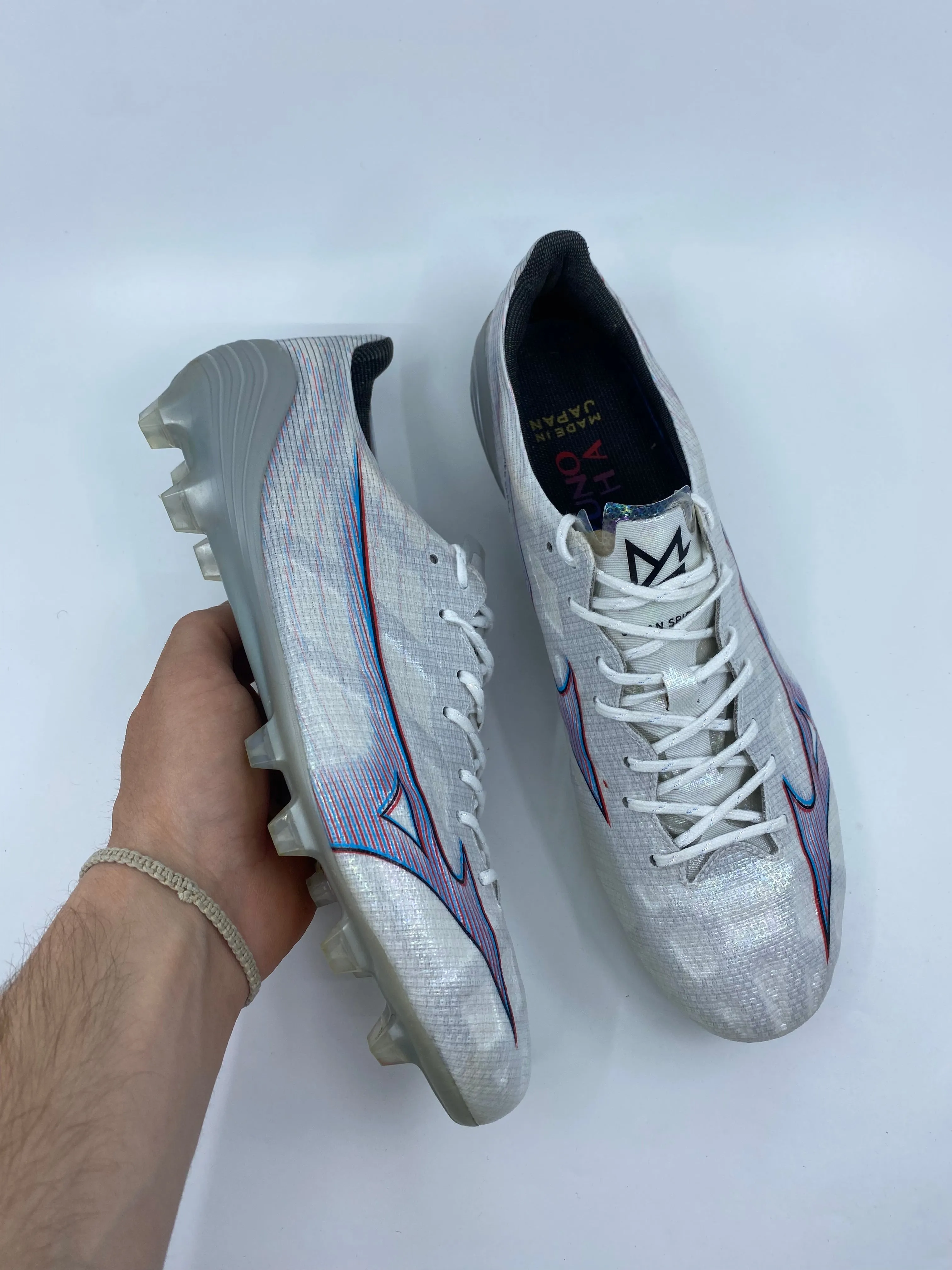 Mizuno Alpha - Size 42.5